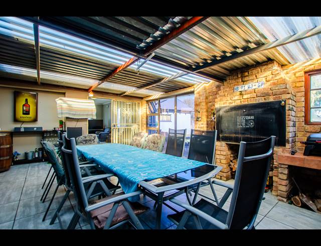 3 BEDROOM FREEHOLD RENTED IN IMPALA PARK